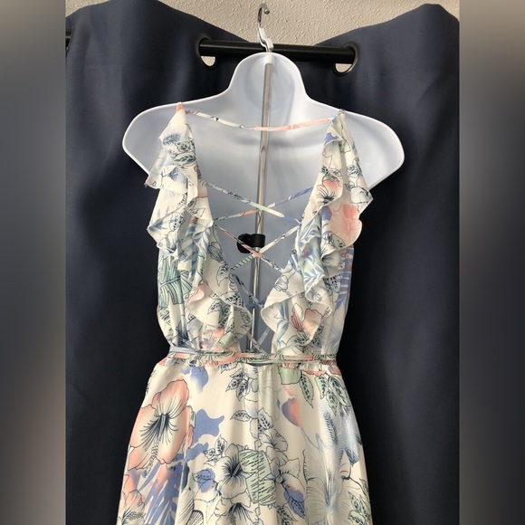 Floral wrap maxi dress - Picture 5 of 7